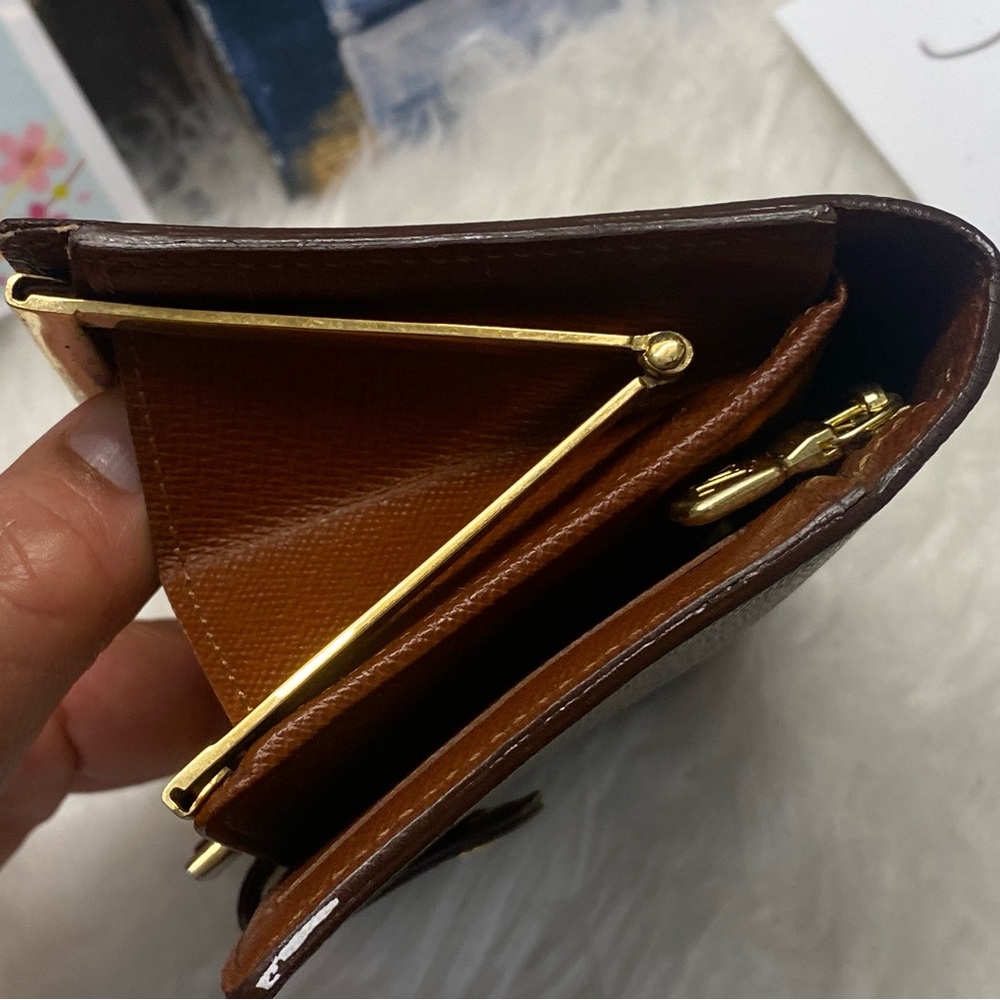 🤩MONOGRAM WALLET🤩 - Picture 11 of 16